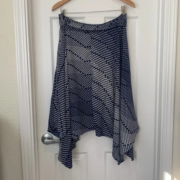 Banana Republic Skirt - Picture 2 of 7